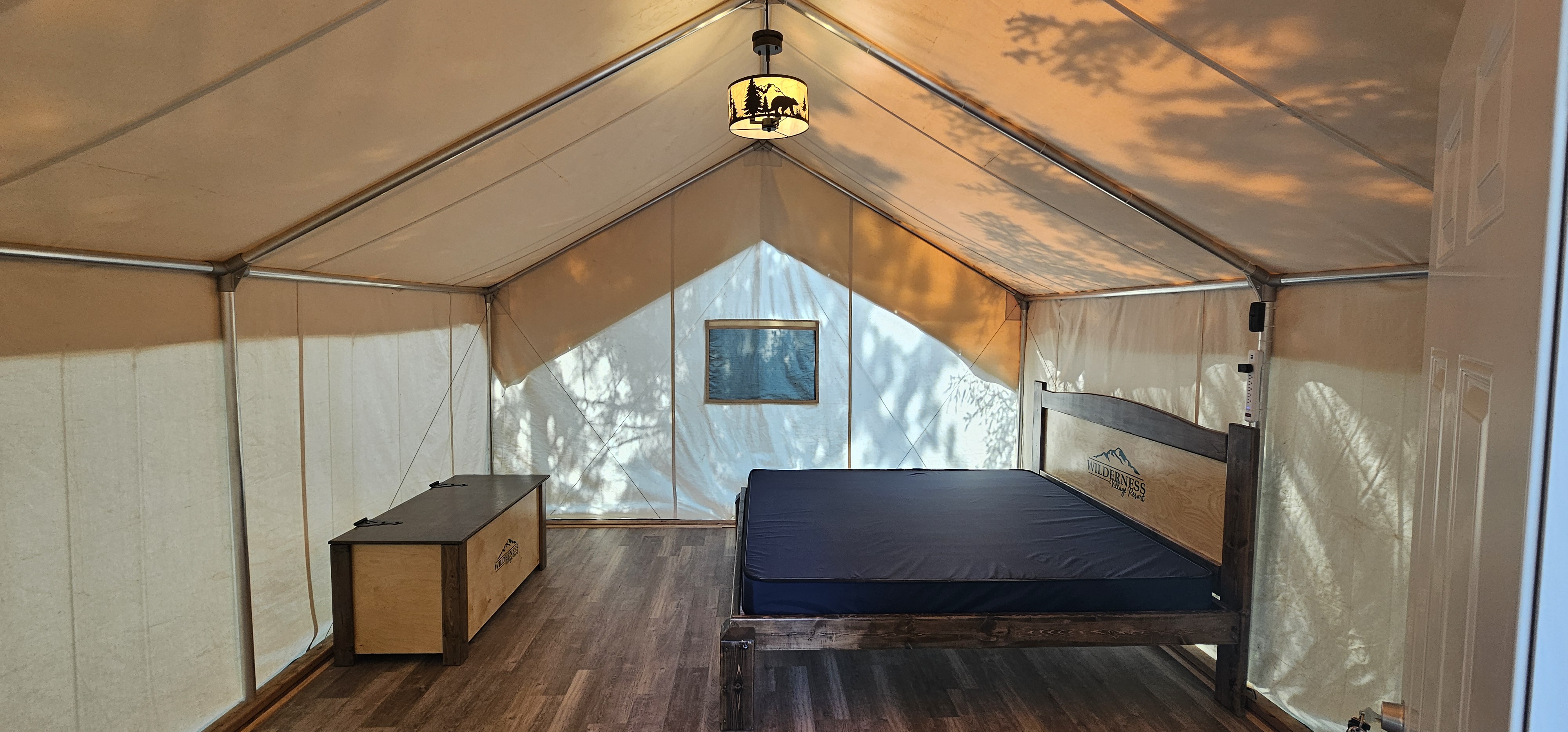 Glamping KING Inside 2